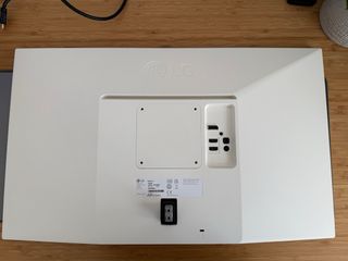 Monitor 4K 27" LG 27UL500-W Blanco