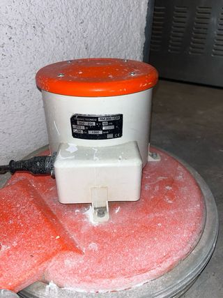 Máquina brillo suelo mármol y terrazo