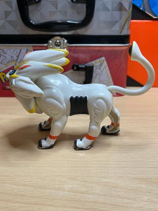 Figura Solgaleo McDonald's 2017
