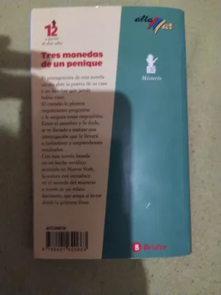 Tres Monedas de Un Penique