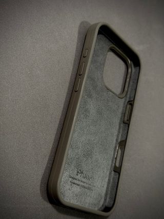 Funda iPhone 16 Pro (gris)