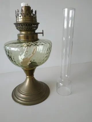 Quinqué antiguo latón y cristal