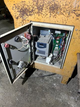 Cortadoras y estribadoras ferralla. Cizallas. Etc