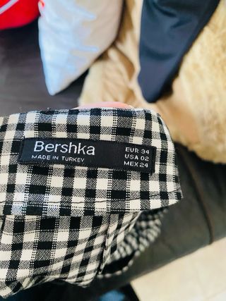 Falda cuadros Bershka Talla 34