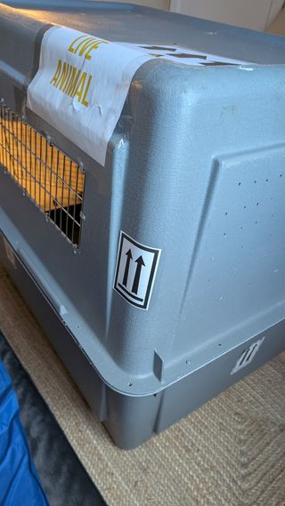 Transportín para perro grande.