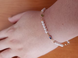 Pulsera de plata con perlas y circonitas, nueva