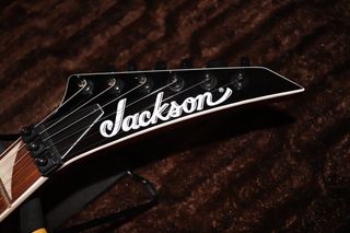 Guitarra Jackson Soloist SLX DX Red Crystal