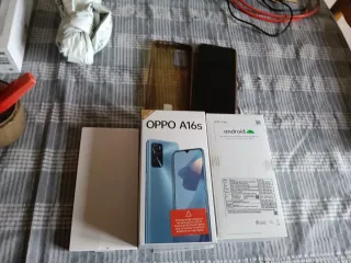 Teléfono Móvil Negro y Dorado