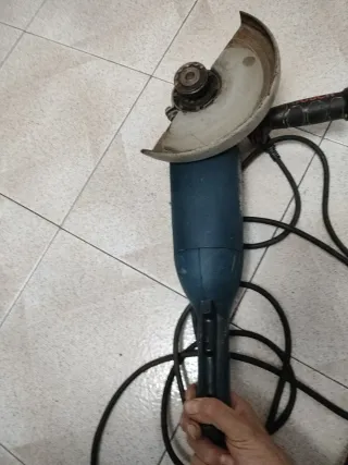 Radial Bosch GWS 24-230