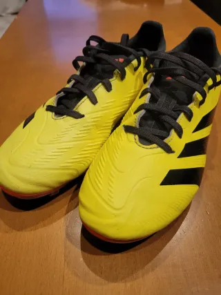 Botas de fútbol Predator 36 2/3