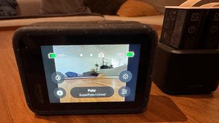 GoPro Hero 12 + 3 Baterías + Cargador