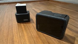 GoPro Hero 12 + 3 Baterías + Cargador