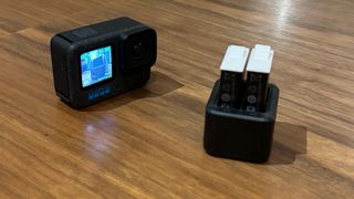 GoPro Hero 12 + 3 Baterías + Cargador