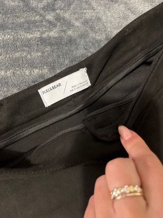 Falda corta terciopelo negra