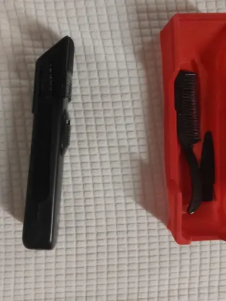 Regolabarba e capelli a batteria