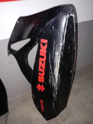 Carenado Suzuki GSXR 600 K7 Circuito