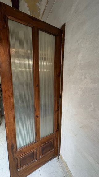 Puertas dobles de madera con cristal + individual