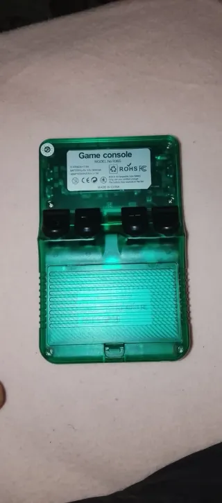 Mando transparente verde No tiene nada está bien