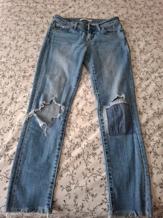 Pantalón Levi's 711 Skinny Talla 25