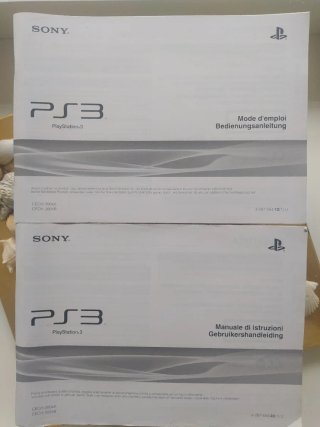Pack PS3 Resistance 3 / Mandos / Manuales