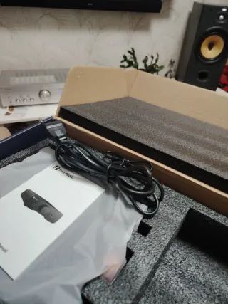 Amplificador Fosi Audio Negro y Naranja