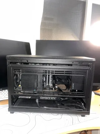 PC Gaming: RTX 5070 | Ryzen 7 9700X | 32GB DDR5