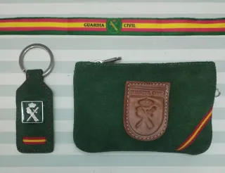 REBAJA: SET MONEDERO Y LLAVERO GC- REGALO PULSERA