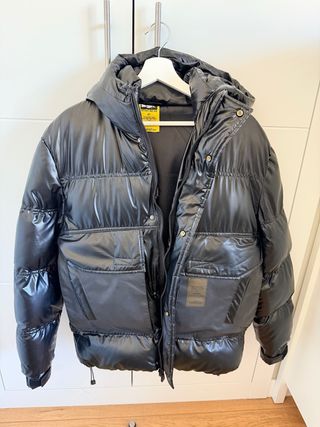 Cazadora abrigo DARK&FISH negra nueva sin utilizar