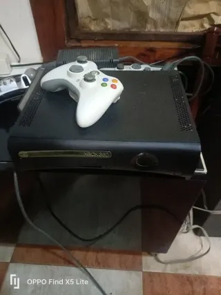 Xbox 360 120GB.