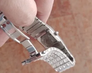 Orologio Iceberg (non testato)