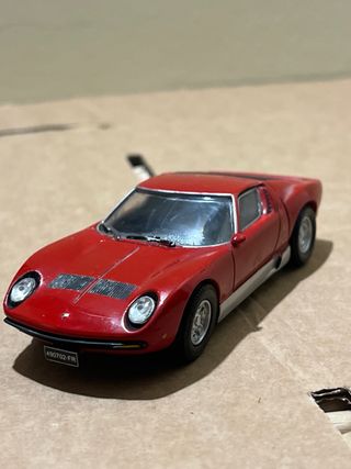 Lamborghini Miura 1:43