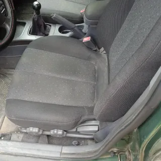 Hyundai Elantra 2002