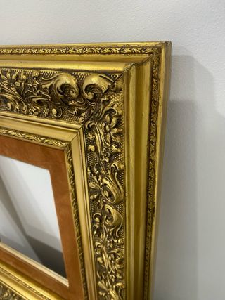 Marco antiguo madera y pan de oro 50 x 48 cm