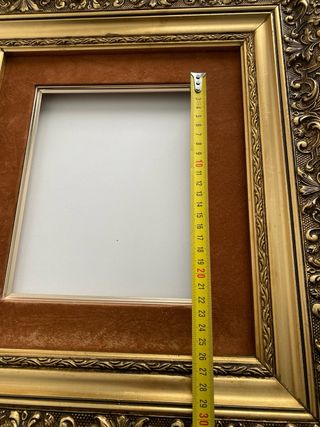 Marco antiguo madera y pan de oro 50 x 48 cm