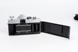 Minolta SR-7 + Auto Rokkor-PF 55mm f/1.8