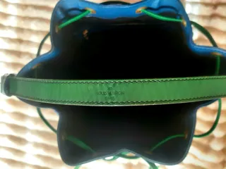 Bolso Louis Vuitton Noe Cuero Epi Bicolor