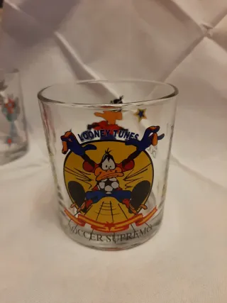 2 Bicchieri Looney Tunes Calcio