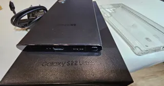 Samsung Galaxy S22 Ultra + Accessori