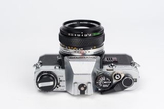 Olympus OM-10 + Zuiko 50mm 1:1.8