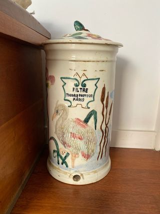 Filtro de agua antiguo Pasteur París