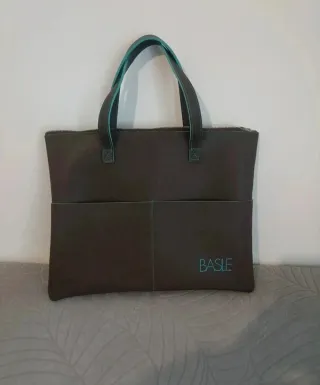 Borsa Basile mai indossata