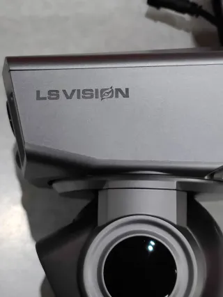 Cámara de seguridad solar con soporte