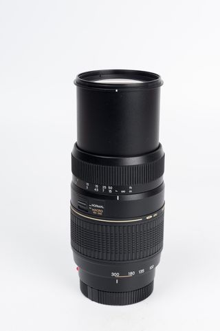 Tamron 70-300mm f/4-5.6 Di LD Macro 1:2 Sony