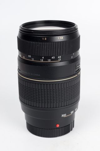 Tamron 70-300mm f/4-5.6 Di LD Macro 1:2 Sony