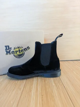 Botines Dr. Martens Flora Terciopelo Negro