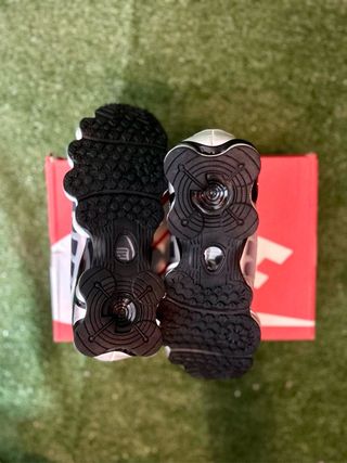 Nike Shox Plata y Negro