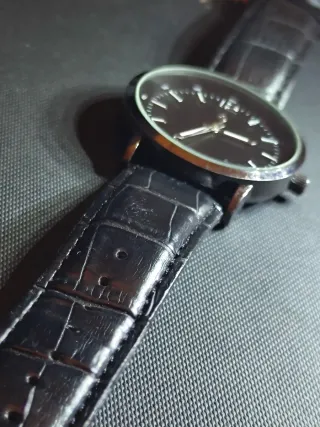 Elegante Reloj OWIN Negro y Plateado