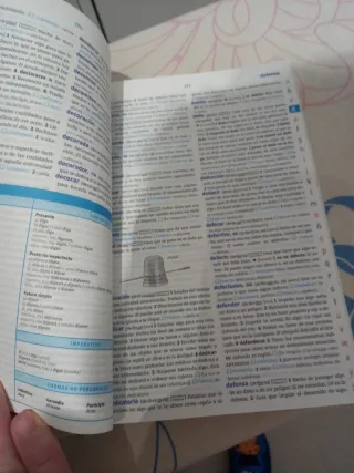 Diccionario Básico de la lengua española. Prima...