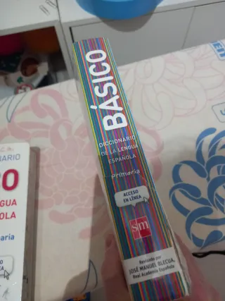 Diccionario Básico de la lengua española. Prima...