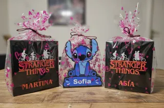 Caja Regalo 3D Stitch & Stranger Things